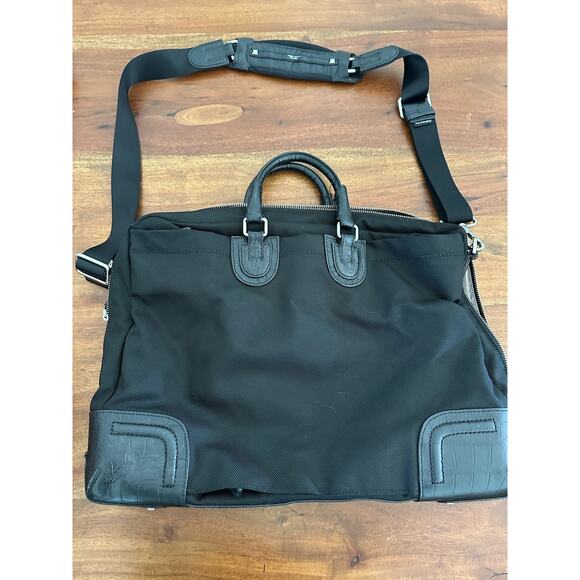 Women's Tumi Georgetown
73223D Healy Laptop Attache
Alligator Embossed Leather - Picture 2 of 16